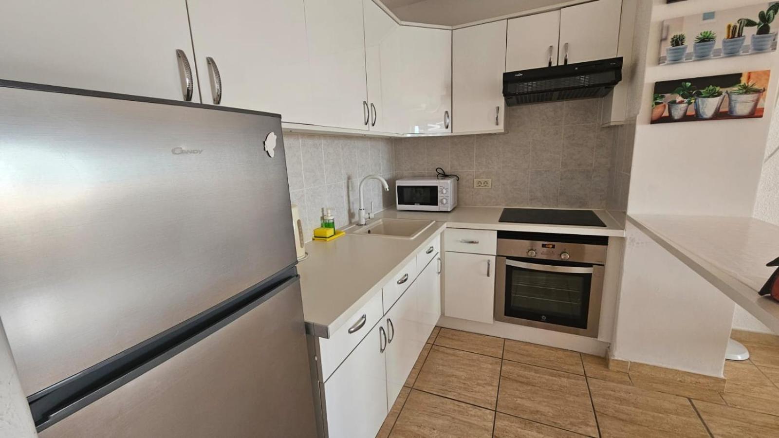 Santiago Beach, Los Cristianos Apartment With Air Conditioning Εξωτερικό φωτογραφία