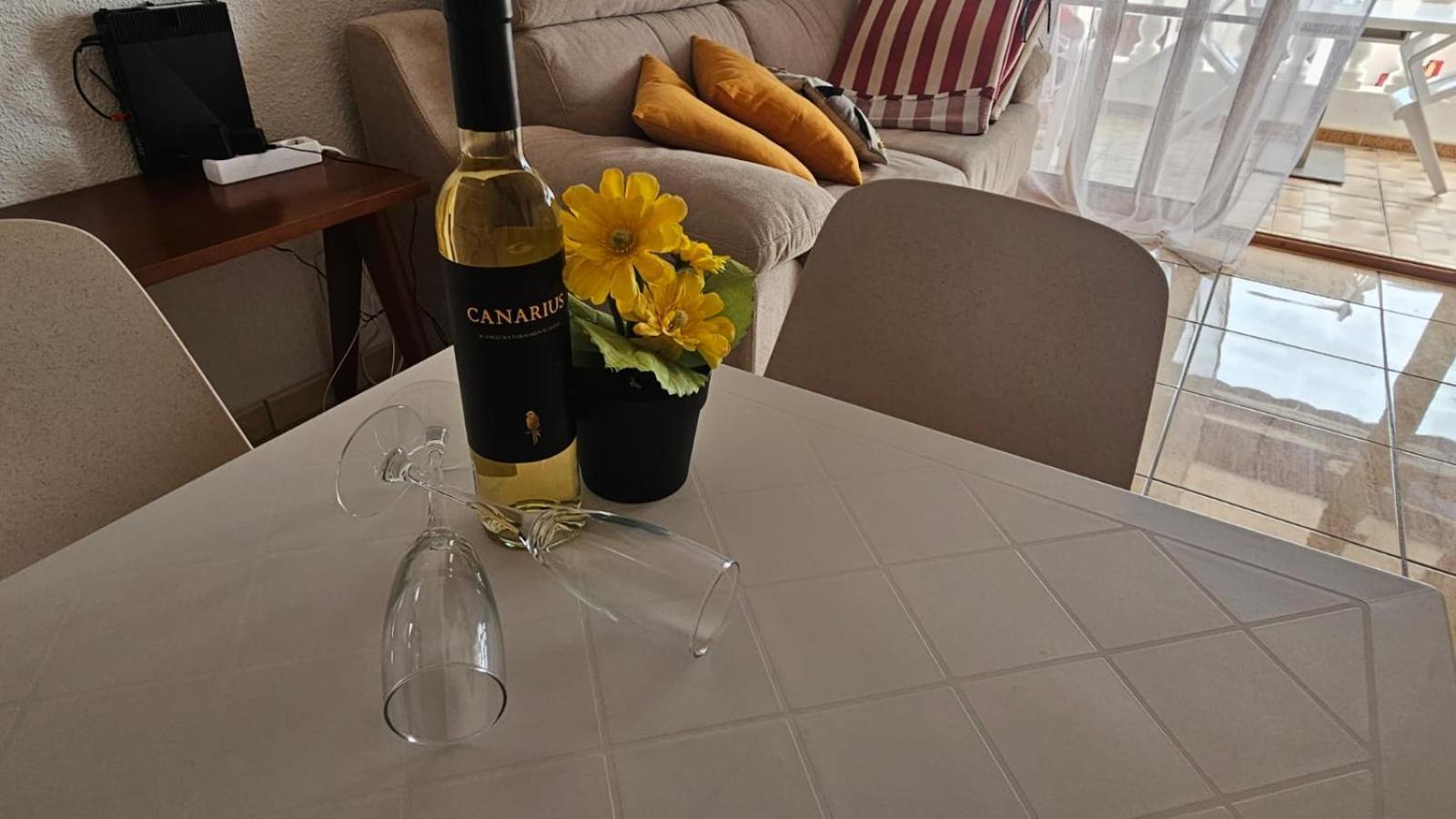 Santiago Beach, Los Cristianos Apartment With Air Conditioning Εξωτερικό φωτογραφία